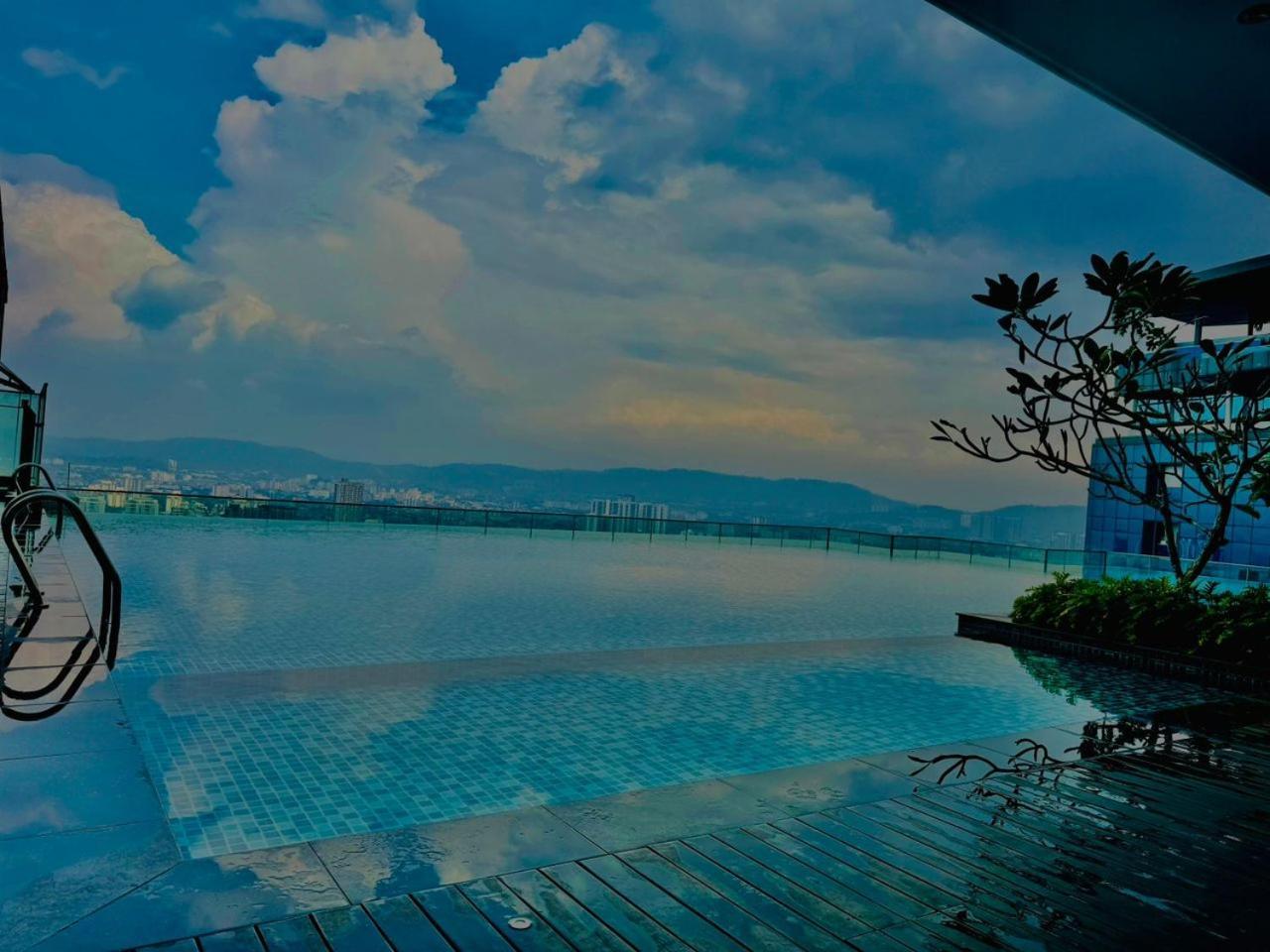 Crown Suites The Manor Klcc Kuala Lumpur City Center Экстерьер фото